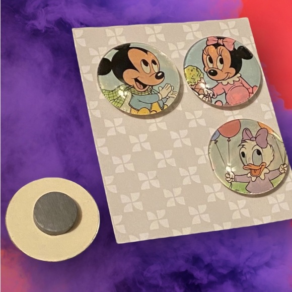 Set/4 𝑯𝒂𝒏𝒅𝒎𝒂𝒅𝒆 Disney Baby Magnets Cabochons Gift! - Picture 15 of 16